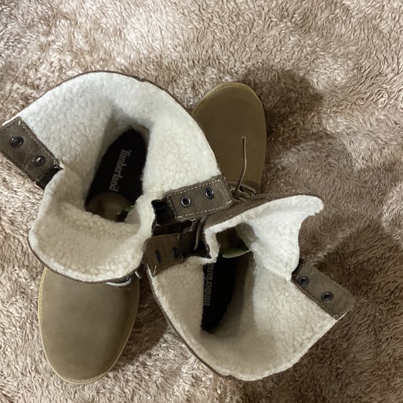 BNNW TIMBERLAND shearling lined waterproof 💦 winter boots size 9 - Picture 4 of 7